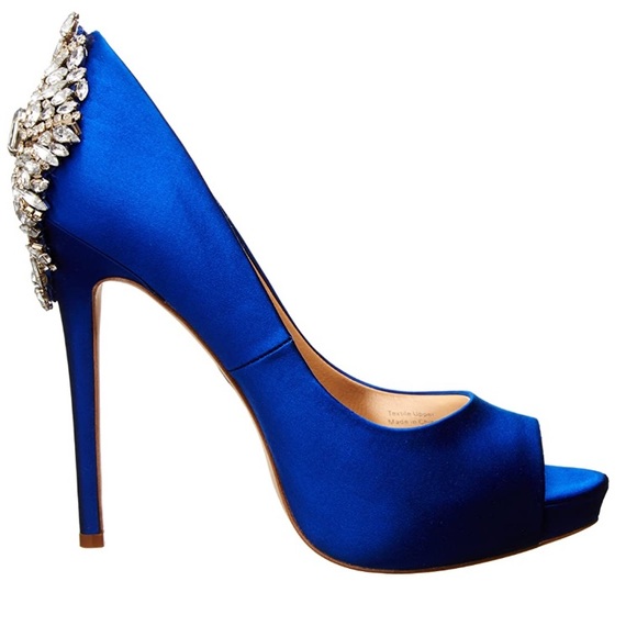 Badgley Mischka Women's Kiara Platform Pump - Picture 7 of 12